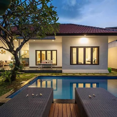 Bens Seminyak Villa Two-Bedroom With Private Swimmingpool