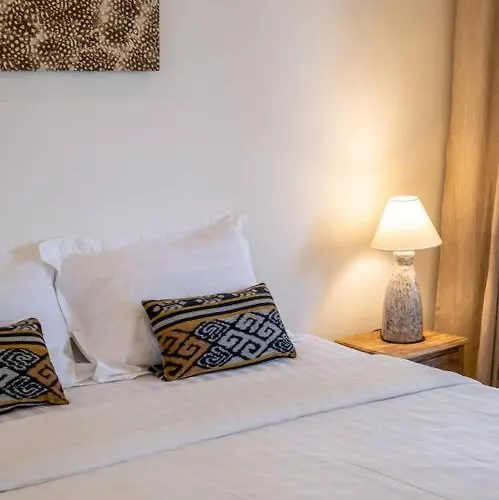 Bens Two-bedroom With Private Swimmingpool Villa *